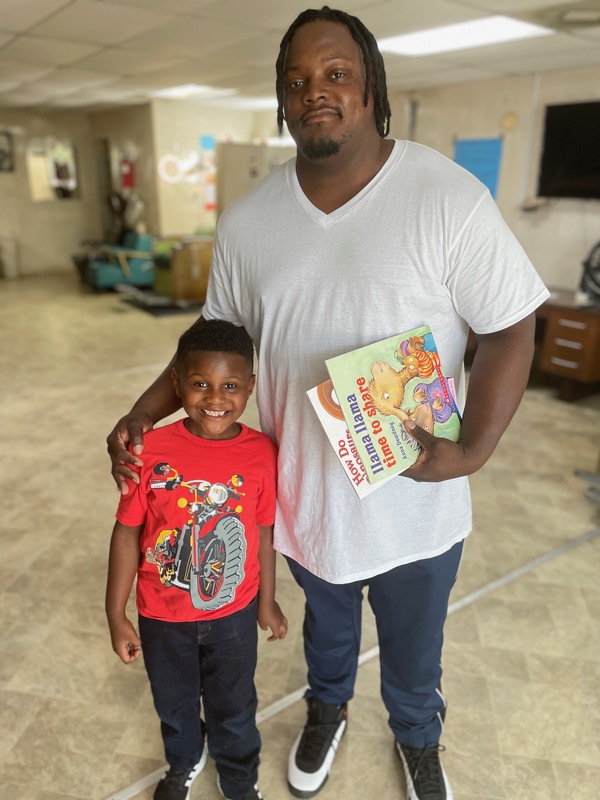 CCSD Holds Book Vending Machine Ribbon Cutting Ceremony in Summerton